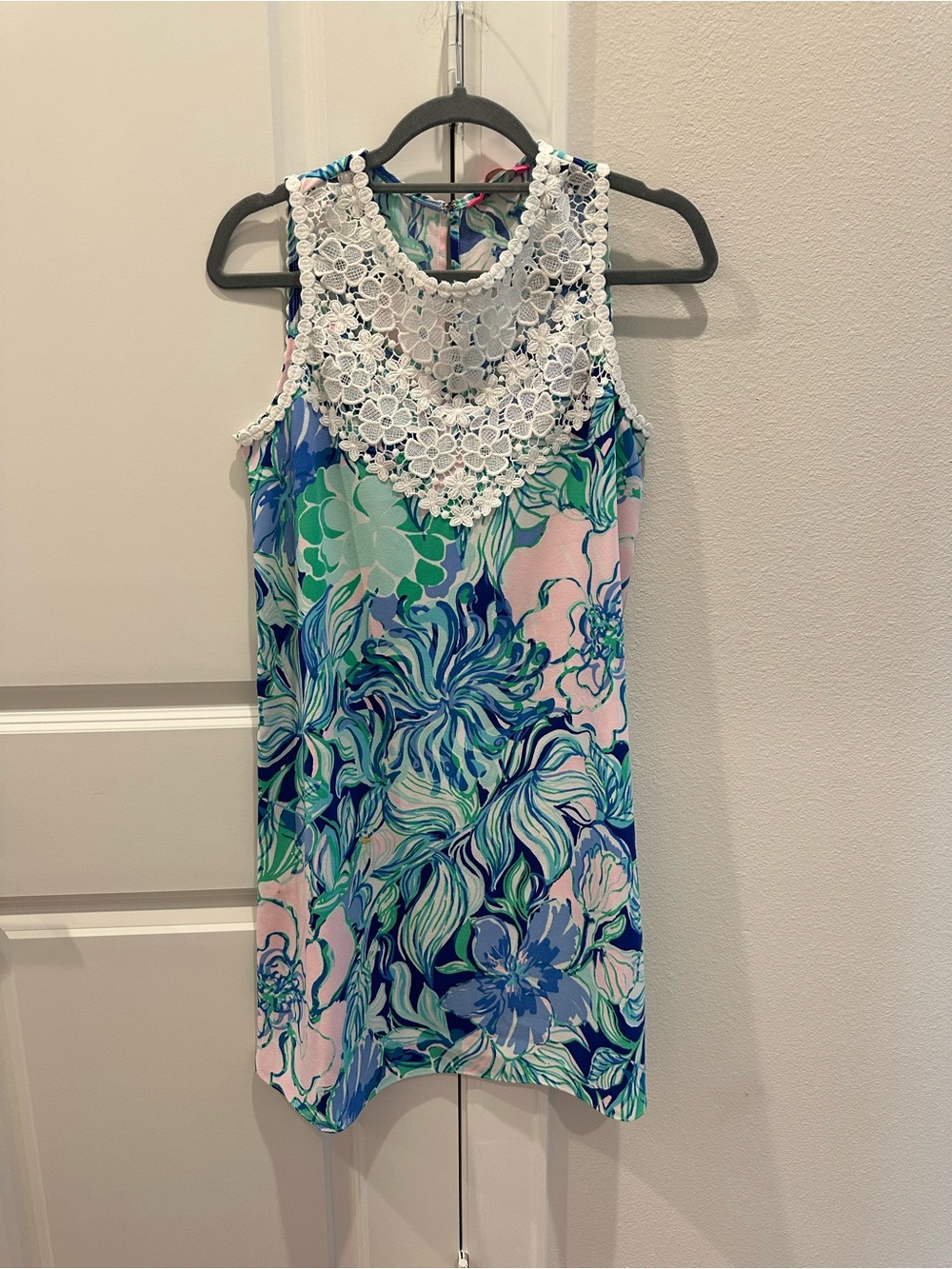 Lilly Pulitzer Pink Multicolor Floral Shift with White Crochet Trim